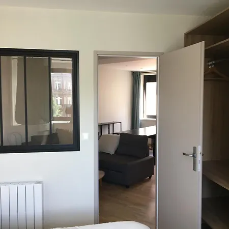 Le Donjon De Apartament *